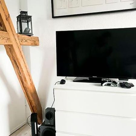 Modernes Apartment Mit Balkon Free Parking Netflix Целе Екстериор снимка