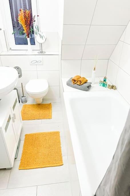 Modernes Apartment Mit Balkon Free Parking Netflix Целе Екстериор снимка
